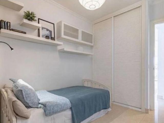 Apartamento en Alquiler en Estepona, Málaga