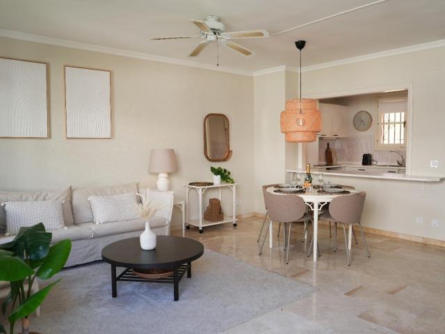 Apartamento en alquiler en Estepona Málaga