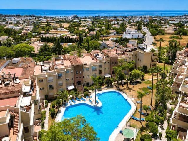 Apartamento en alquiler en Estepona, Málaga Costa del Sol