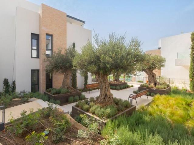 Apartamento en alquiler en Estepona, Parque Central