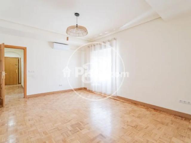 Apartamento en alquiler en Guindalera