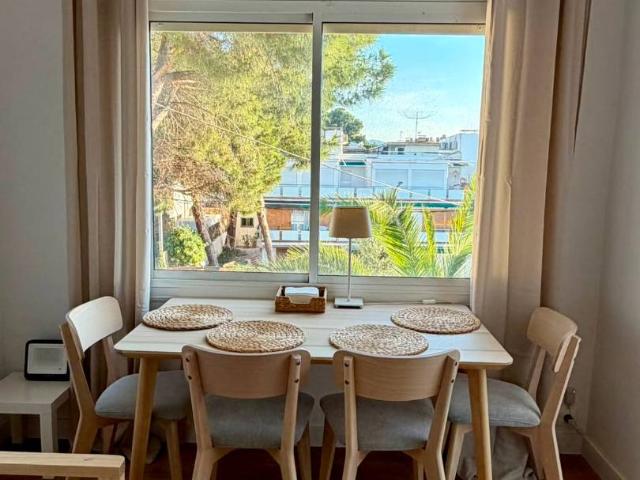Apartamento en Alquiler en La Pineda