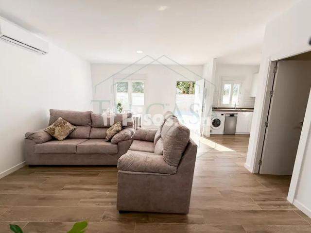 Apartamento en alquiler en Las Lagunas Campano