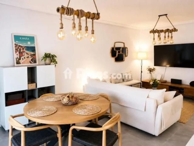 Apartamento en alquiler en Lorcrimar