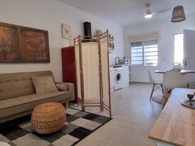 Apartamento en alquiler en Los Nietos, Los Nietos