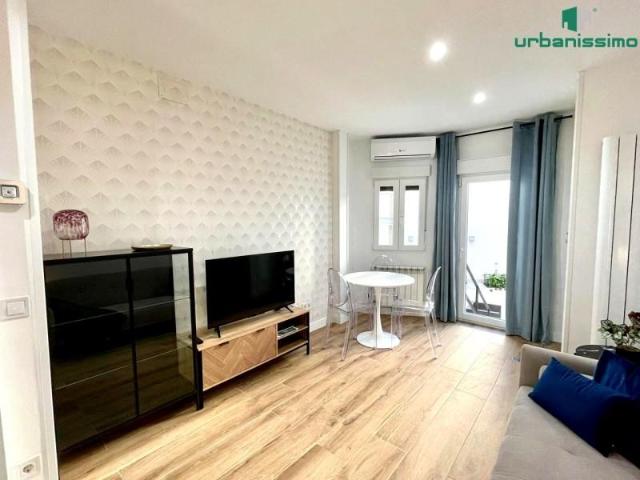 Apartamento en alquiler en Madrid, Calle Juan del Risco, 28039