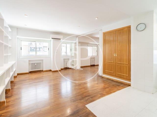 Apartamento en alquiler en Madrid, Madrid