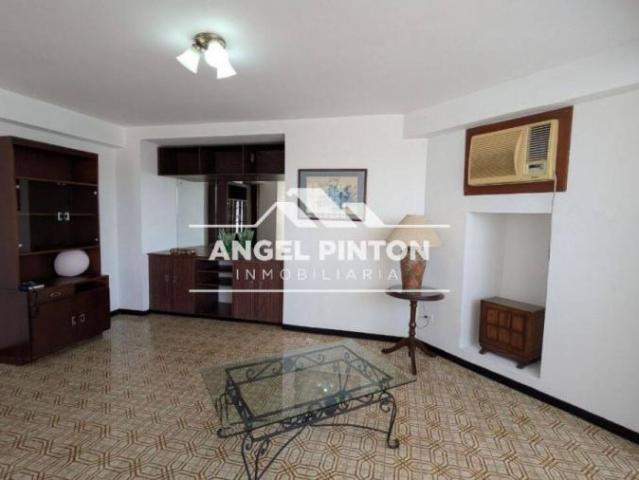 Apartamento en Alquiler en Maracaibo Este Zulia 126 m2. 3 hab