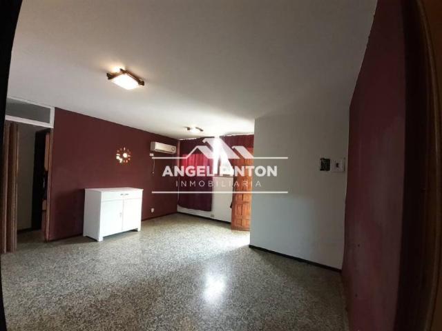 Apartamento en Alquiler en Maracaibo Zulia 77 m2. 3 hab