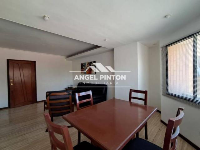 Apartamento en Alquiler en Maracaibo Zulia 84 m2. 2 hab