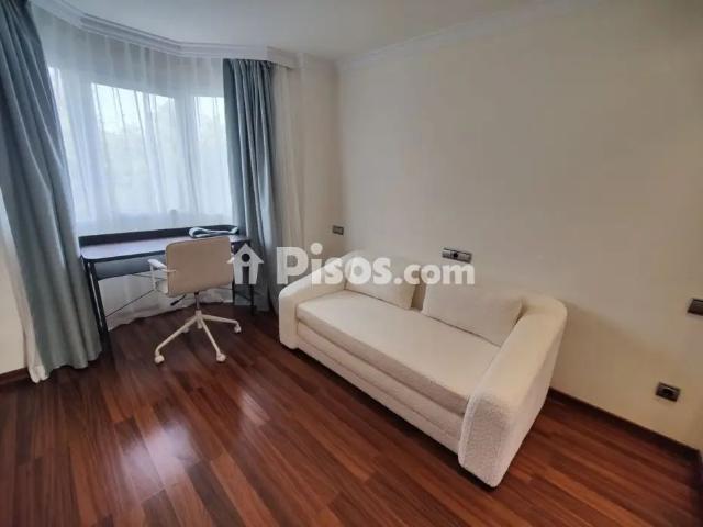 Apartamento en alquiler en Marbella