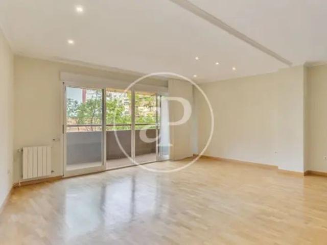 Apartamento en alquiler en Mestalla