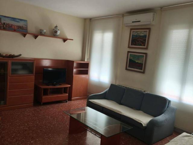 Apartamento en Alquiler en Montserrat Vilardell