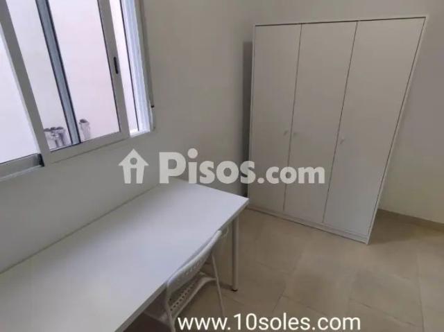 Apartamento en alquiler en Núcleo Urbano