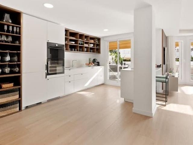 Apartamento en alquiler en Nueva Andalucia, Málaga Costa del Sol