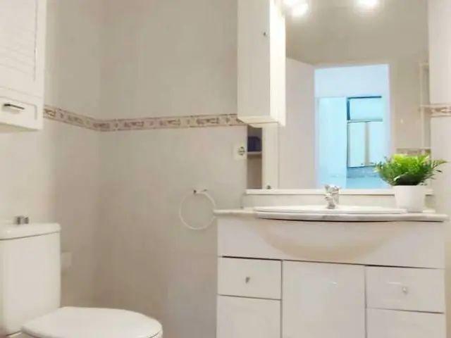Apartamento en alquiler en Paseo Marítimo Rey de España, 33, cerca de Calle Martínez Catena