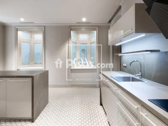Apartamento en alquiler en Passeig de Gràcia, cerca de Carrer d' Aragó