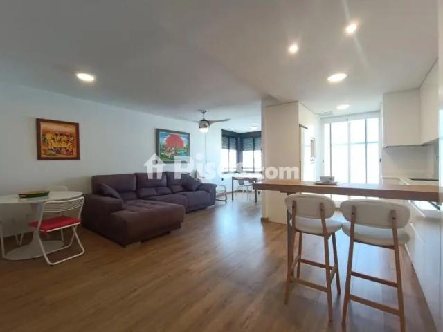 Apartamento en alquiler en Platja Muchavista