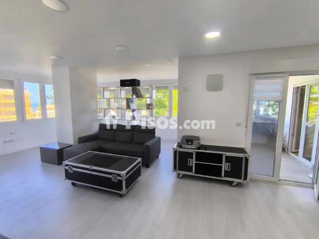 Apartamento en alquiler en Playamar Benyamina
