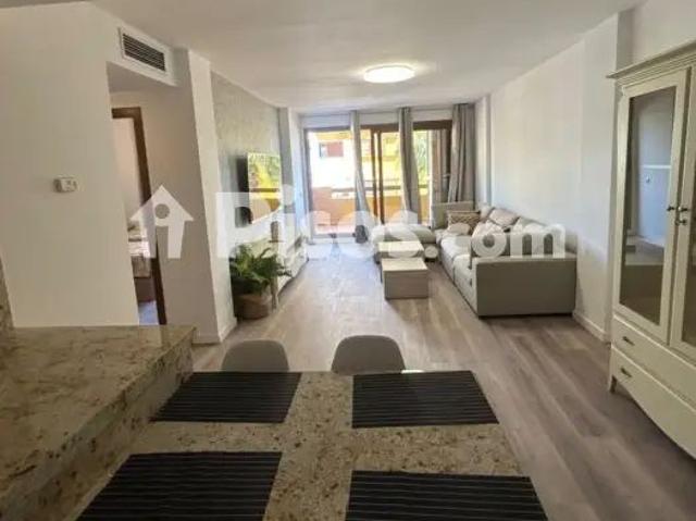 Apartamento en alquiler en Punta Prima