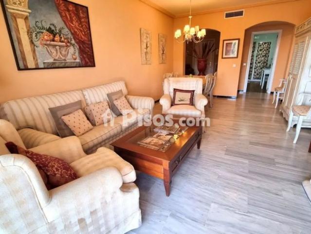 Apartamento en alquiler en Puerto Banús