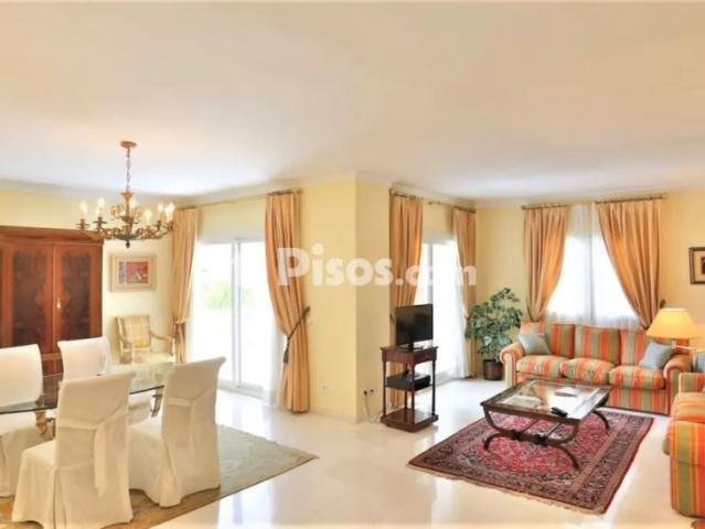 Apartamento en alquiler en Puerto Banús