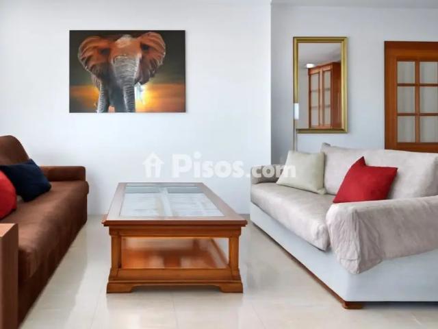 Apartamento en alquiler en Radazul
