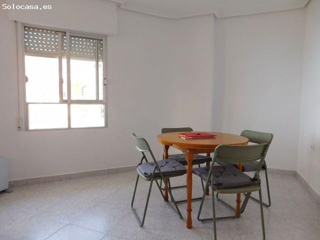 Apartamento en Alquiler en San Miguel de Salinas, Alicante