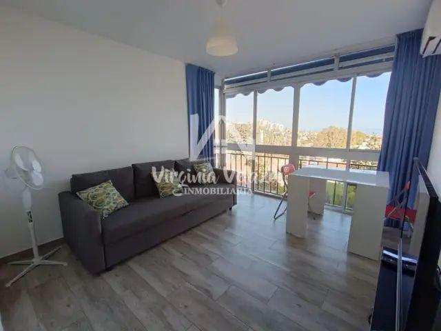 Apartamento en alquiler en Serramar