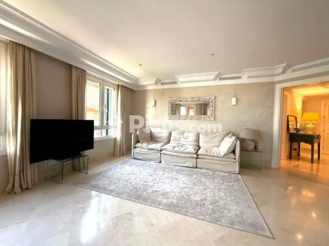 Apartamento en alquiler en Sotogrande Marina