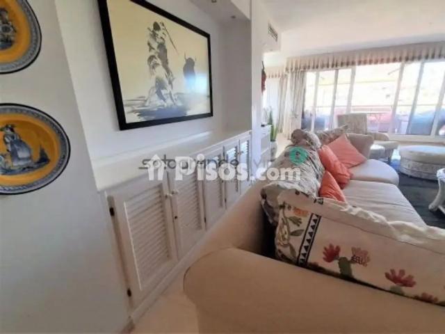 Apartamento en alquiler en Sotogrande Playa
