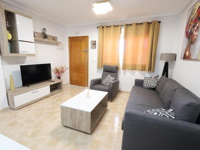Apartamento en alquiler – Las Filipinas, Orihuela Costa