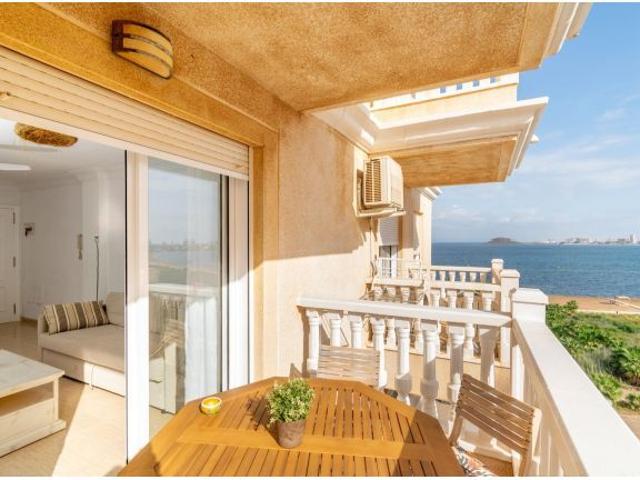 APARTAMENTO EN ALQUILER PARA CURSO ESCOLAR