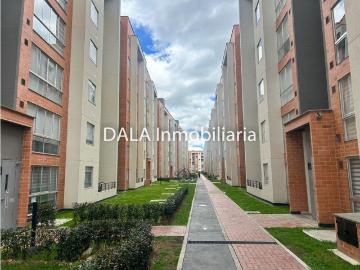 Apartamento en arriendo Calle 4, Casco Urbano De Chía, Chía, Sabana Centro, Cundinamarca, Rap especial Central, 250001, Colombia