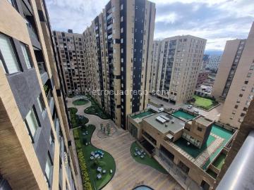 Apartamento en Arriendo, CIUDAD SALITRE Santa Bárbara, Bogotá D.C