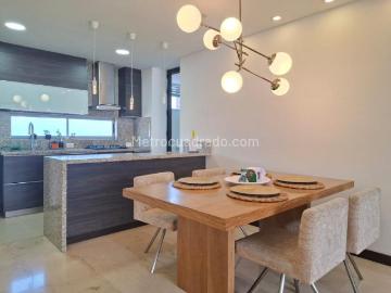 Apartamento en Arriendo, El Poblado, Medellín