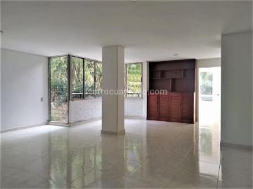 Apartamento en Arriendo, EL POBLADO SANTA MARIA DE LOS ANGELES, Medellín