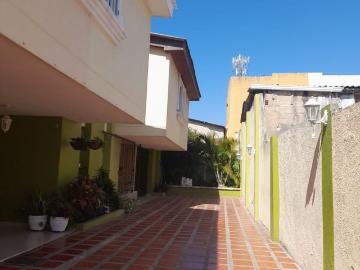 Apartamento en arriendo El Recreo, Localidad Sur Occidente