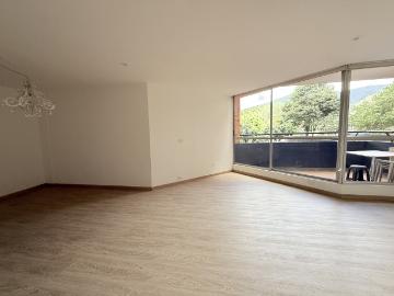Apartamento EN ARRIENDO EN Bogotá EN El Chico 390297 $4.404.400
