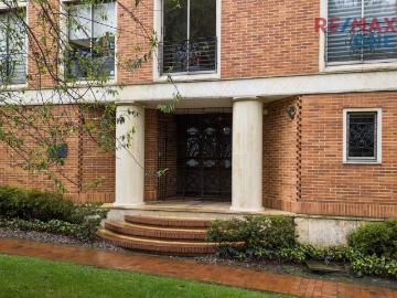 Apartamento En Arriendo En Bogota En El Chico A387207