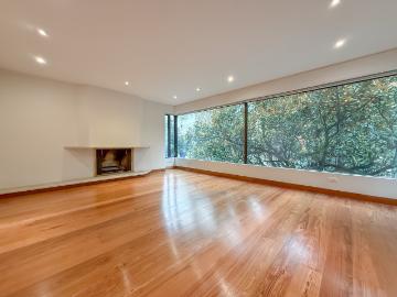 Apartamento En Arriendo En Bogota En El Retiro A373777