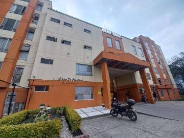 Apartamento En Arriendo En Bogota En Hayuelos A143647
