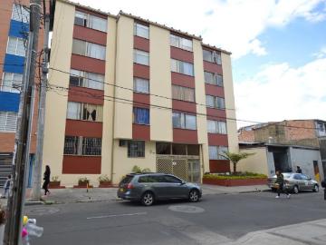 Apartamento En Arriendo En Bogota En Prado Pinzon A360017