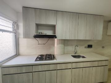 Aparta estudio en arriendo en Centro Medellín