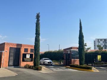 Apartamento En Arriendo En Jamundi En Hacienda El Castillo A289660