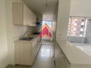 Apartamento en arriendo en Prados De Sabaneta, Sabaneta
