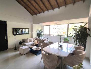 Apartamento en Arriendo, Jardines, Envigado