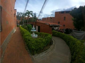 Apartamento en arriendo Justo Y Bueno Bello La, Calle 53 51 8, Andalucia, Bello, Antioquia, Col