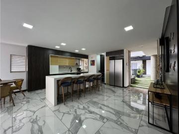 Apartamento en arriendo, Laureles
