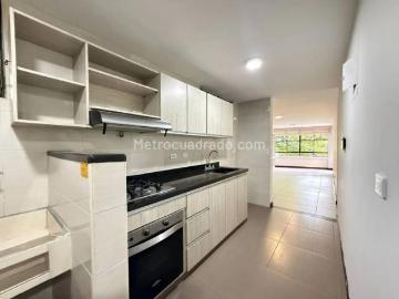 Apartamento en Arriendo, LAURELES Zona Urbana, Medellín